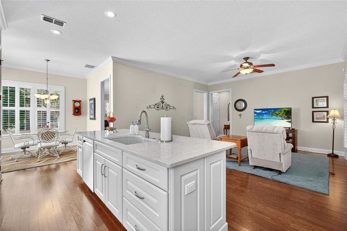 Image No.17-4 Bed Property for sale