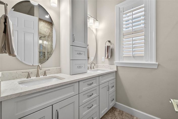 Image No.24-4 Bed Property for sale