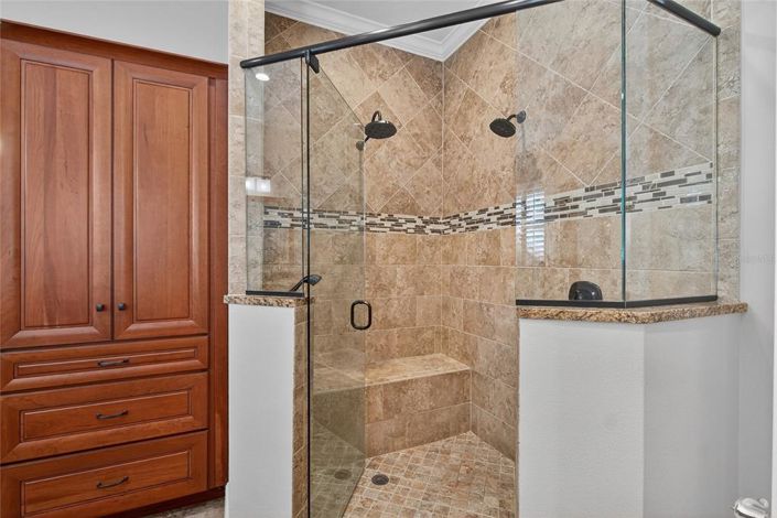 Image No.32-4 Bed Property for sale