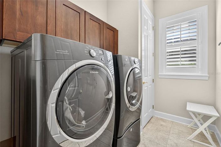 Image No.47-4 Bed Property for sale