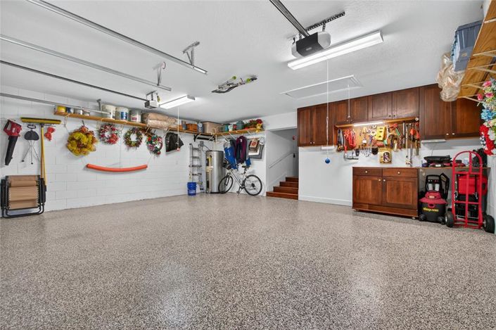 Image No.66-4 Bed Property for sale