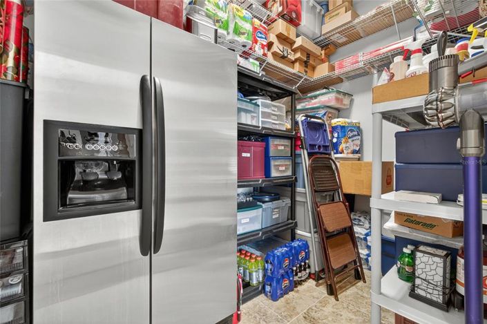 Image No.68-4 Bed Property for sale