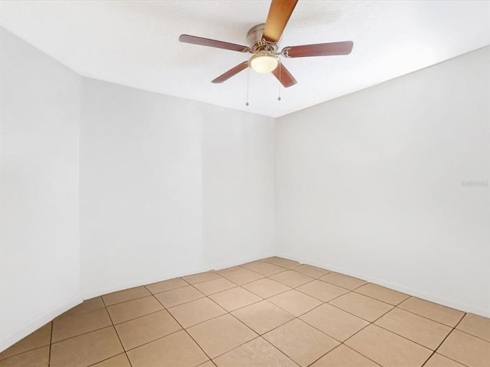 Image No.30-3 Bed Property for sale