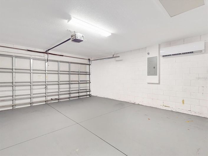 Image No.38-3 Bed Property for sale