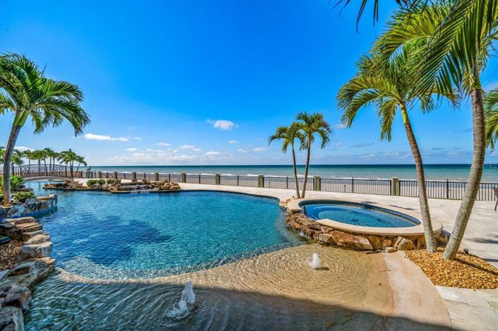 Image No.57-10 Bed Property for sale