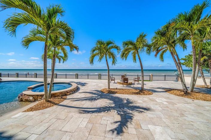 Image No.58-10 Bed Property for sale