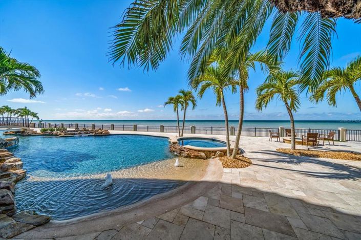 Image No.59-10 Bed Property for sale