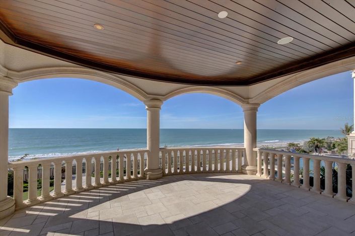 Image No.79-10 Bed Property for sale