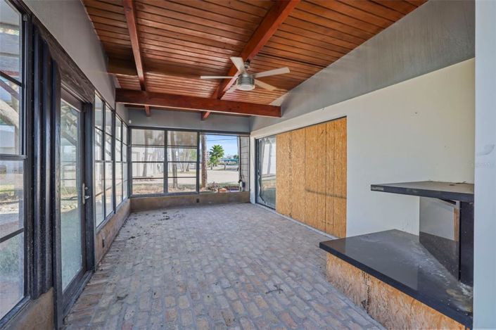 Image No.15-2 Bed Property for sale