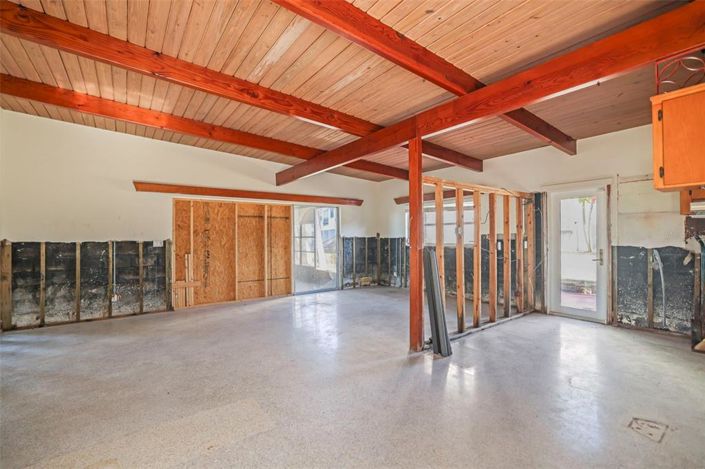 Image No.18-2 Bed Property for sale