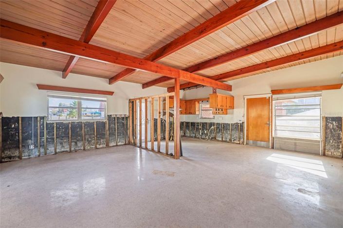 Image No.19-2 Bed Property for sale