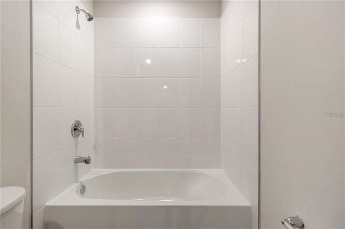 Image No.33-4 Bed Property for sale