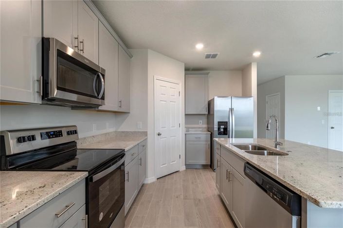 Image No.9-4 Bed Property for sale