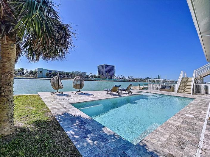 Image No.23-4 Bed Property for sale