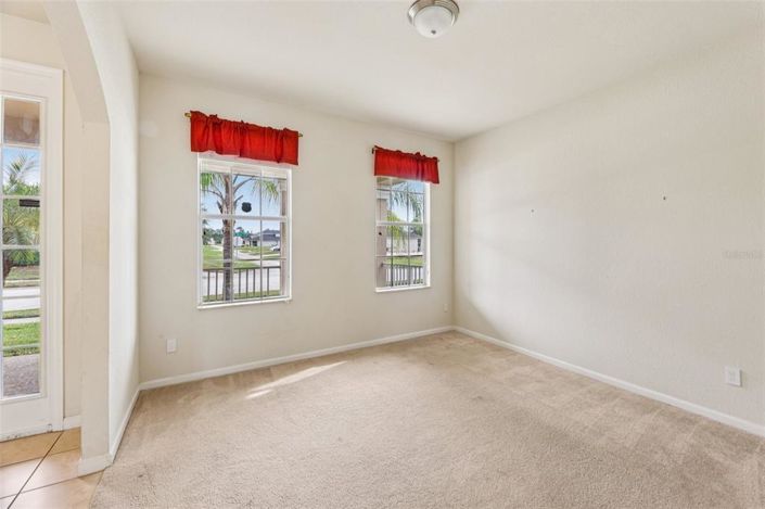 Image No.7-6 Bed Property for sale