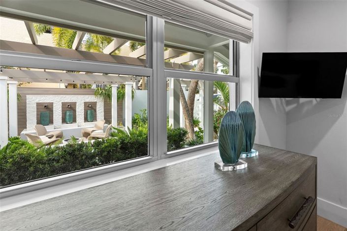 Image No.24-3 Bed Property for sale