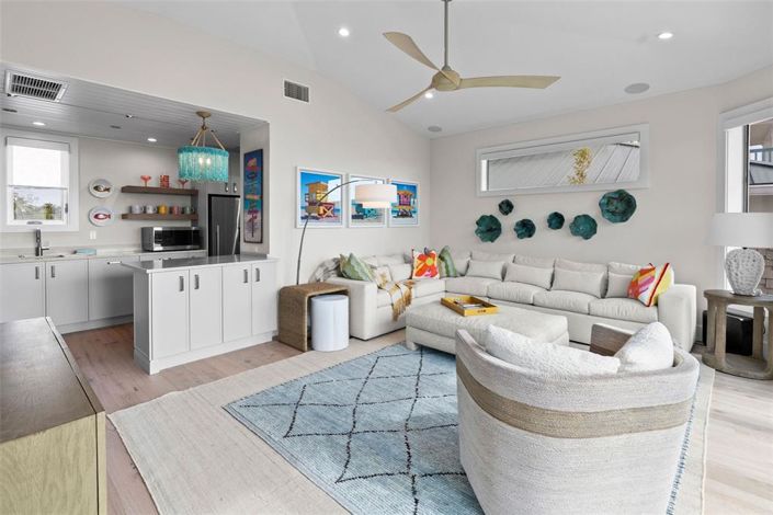 Image No.30-3 Bed Property for sale