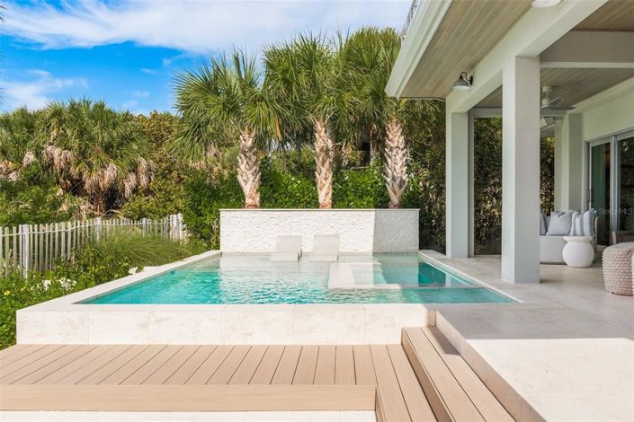 Image No.43-3 Bed Property for sale