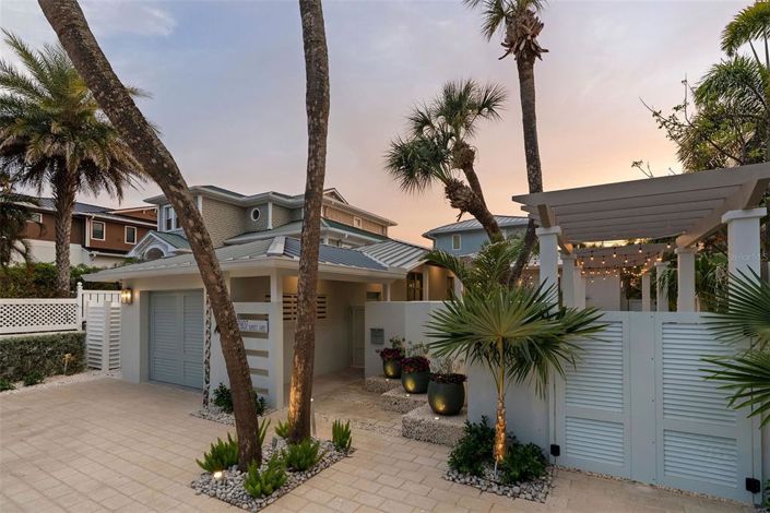 Image No.48-3 Bed Property for sale