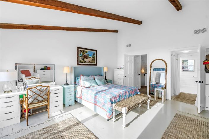 Image No.16-3 Bed Townhouse for sale