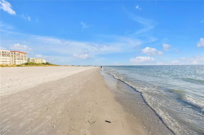 Image No.33-3 Bed Townhouse for sale