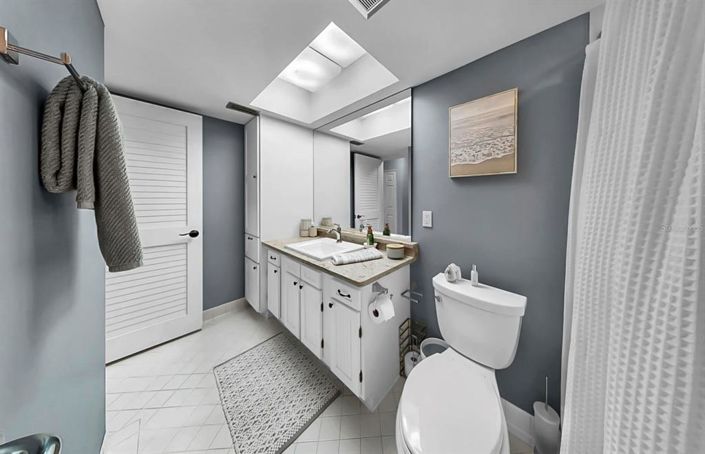 Image No.23-2 Bed Property for sale