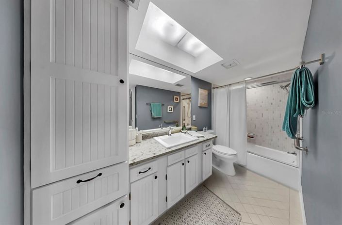 Image No.26-2 Bed Property for sale