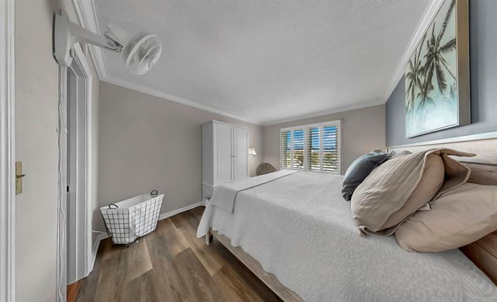 Image No.27-2 Bed Property for sale