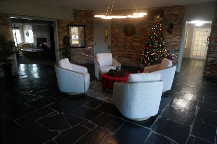 Image No.41-2 Bed Property for sale