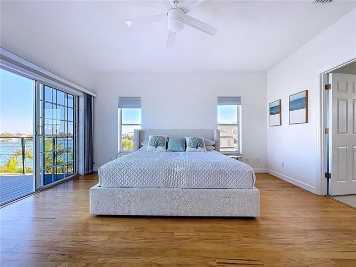 Image No.14-3 Bed Property for sale