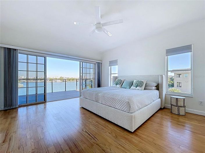 Image No.16-3 Bed Property for sale