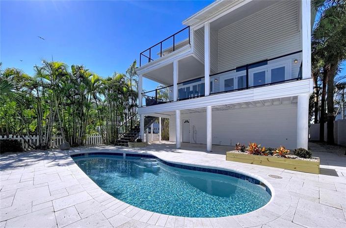 Image No.34-3 Bed Property for sale