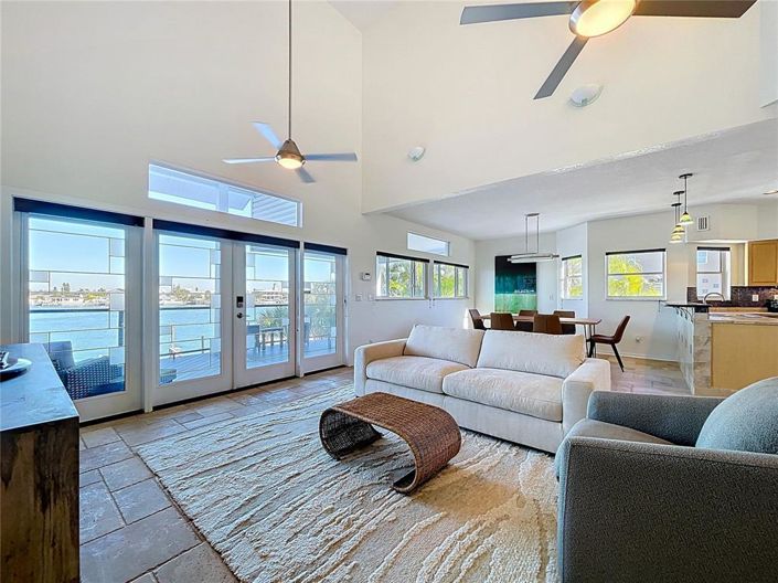 Image No.4-3 Bed Property for sale