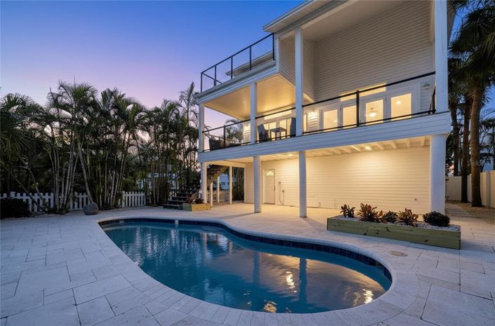 Image No.42-3 Bed Property for sale