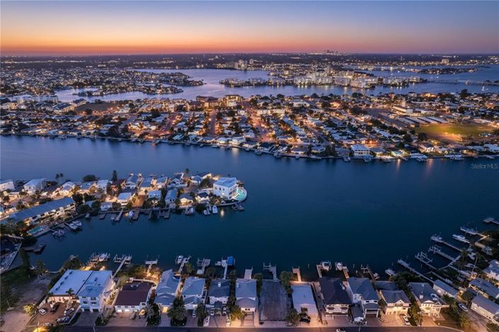 Image No.52-3 Bed Property for sale