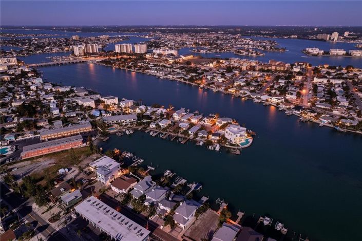 Image No.57-3 Bed Property for sale