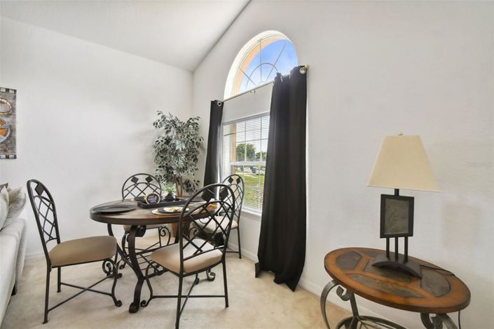 Image No.7-4 Bed Property for sale