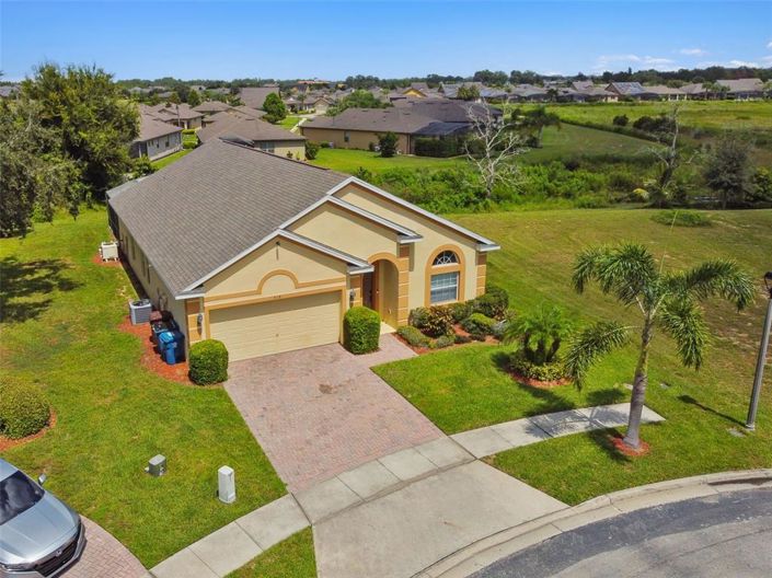 Image No.76-4 Bed Property for sale