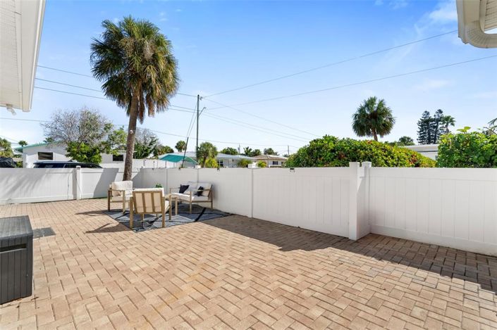 Image No.19-2 Bed Property for sale