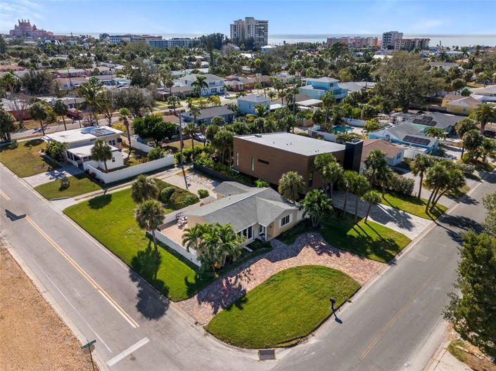 Image No.29-2 Bed Property for sale