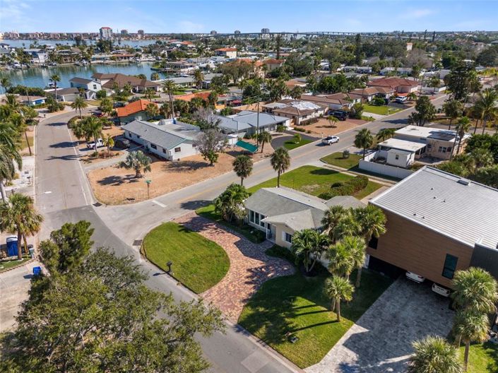 Image No.31-2 Bed Property for sale