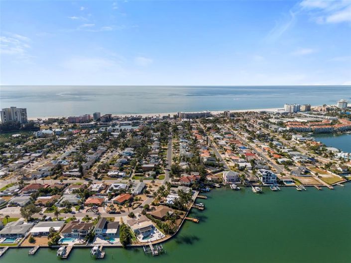 Image No.32-2 Bed Property for sale