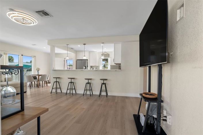 Image No.5-2 Bed Property for sale