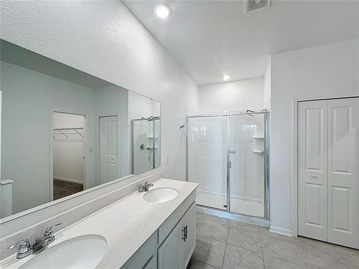 Image No.19-Propriété de 3 chambres à vendre à Clermont