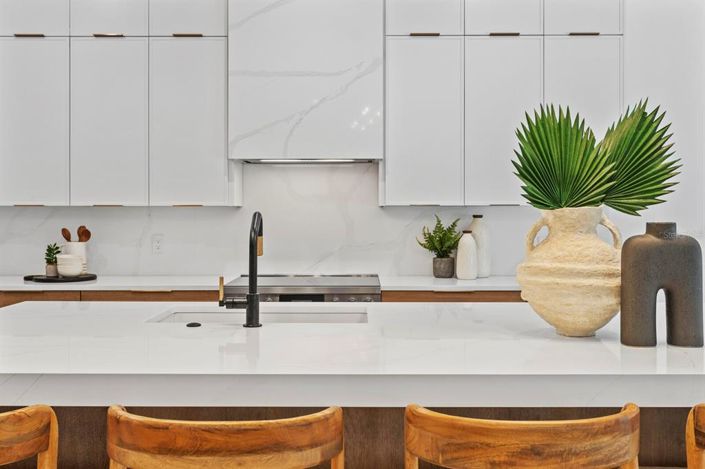 Image No.8-Propriété de 4 chambres à vendre à Sarasota