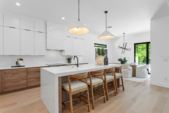 Image No.9-Propriété de 4 chambres à vendre à Sarasota