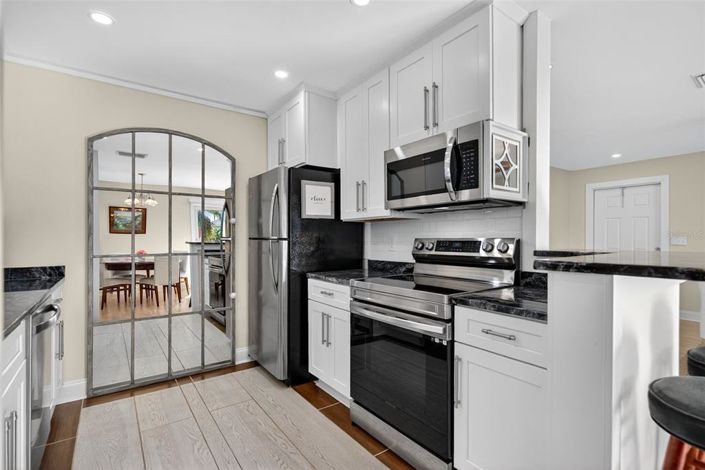 Image No.19-2 Bed Property for sale