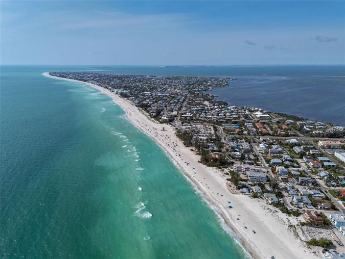 Image No.63-2 Bed Property for sale