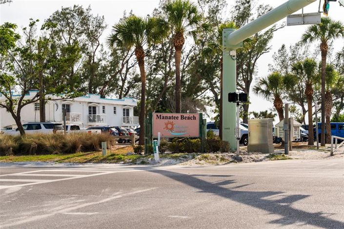 Image No.64-2 Bed Property for sale