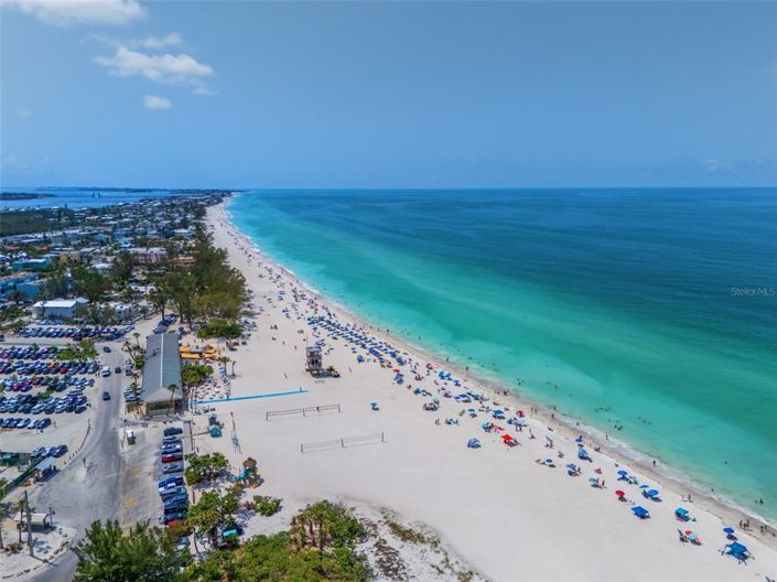 Image No.65-2 Bed Property for sale